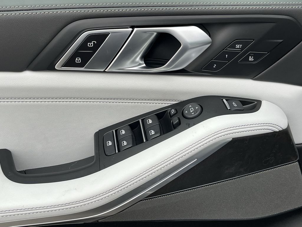 2026 BMW X5 40i - Photo 13
