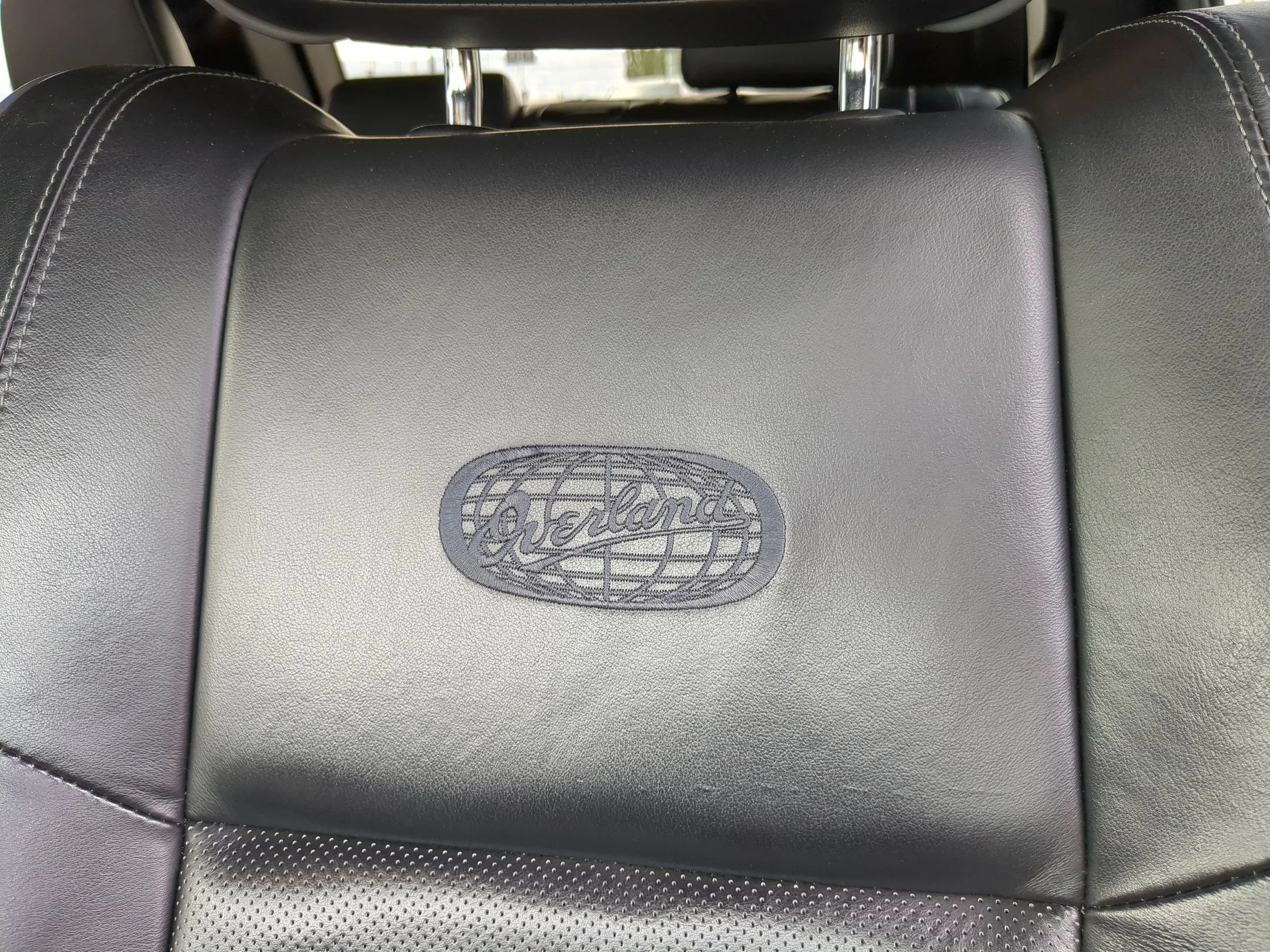 Used 2020 Bright White Clearcoat Jeep Overland image 26