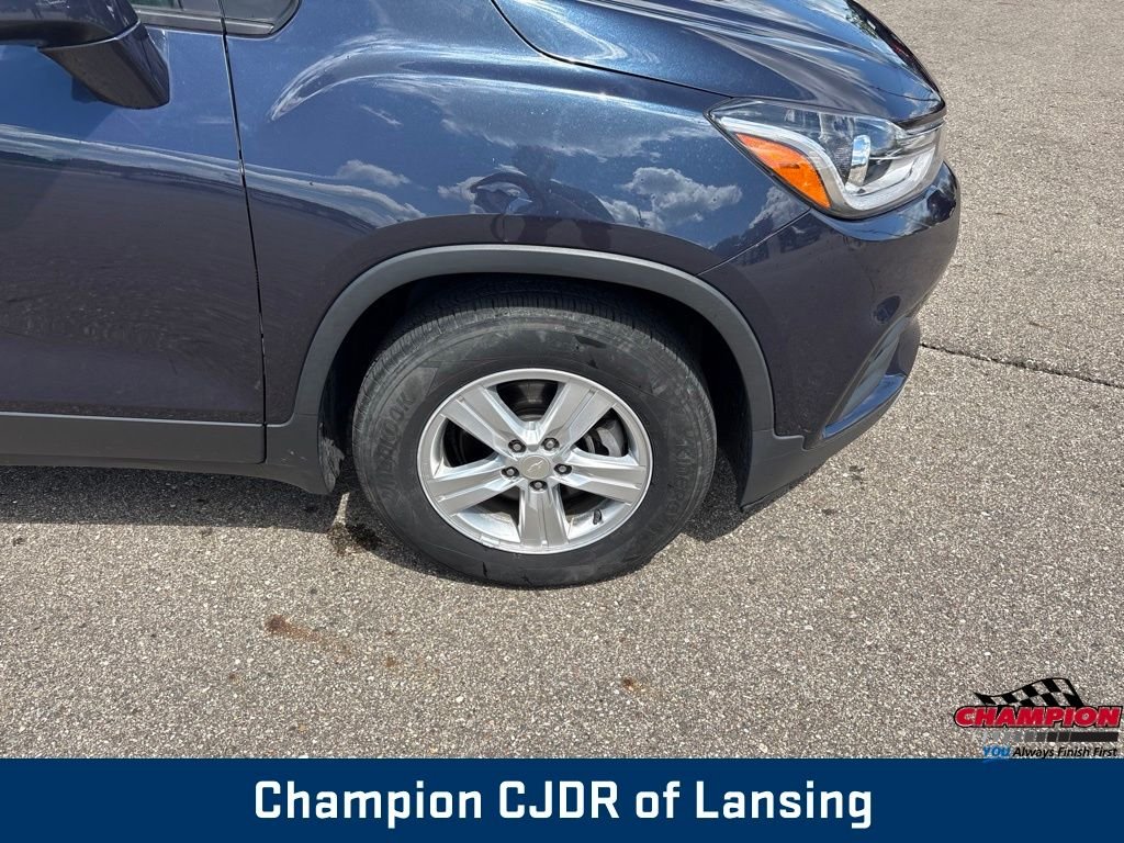 Used 2019 Blue Chevrolet LT image 32