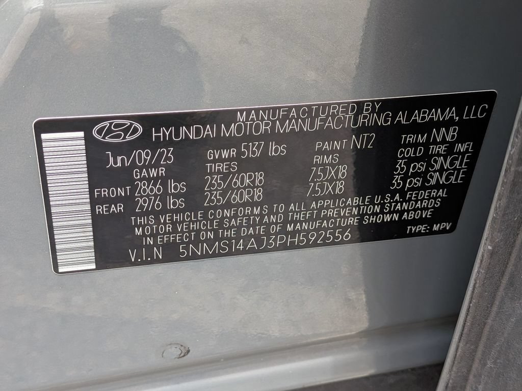 Used 2023 Gray Hyundai SE image 31