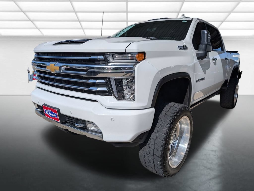 Used 2022 Summit White Chevrolet High Country image 3