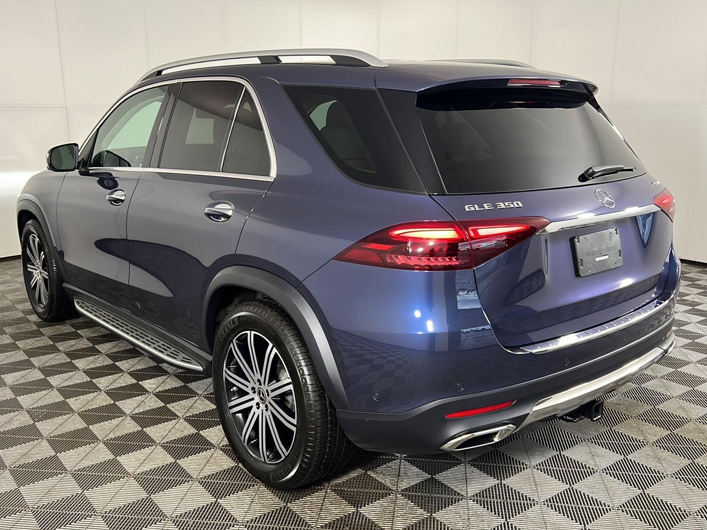 Certified Used 2026 Twilight Blue Metallic Mercedes-Benz GLE 350 image 23