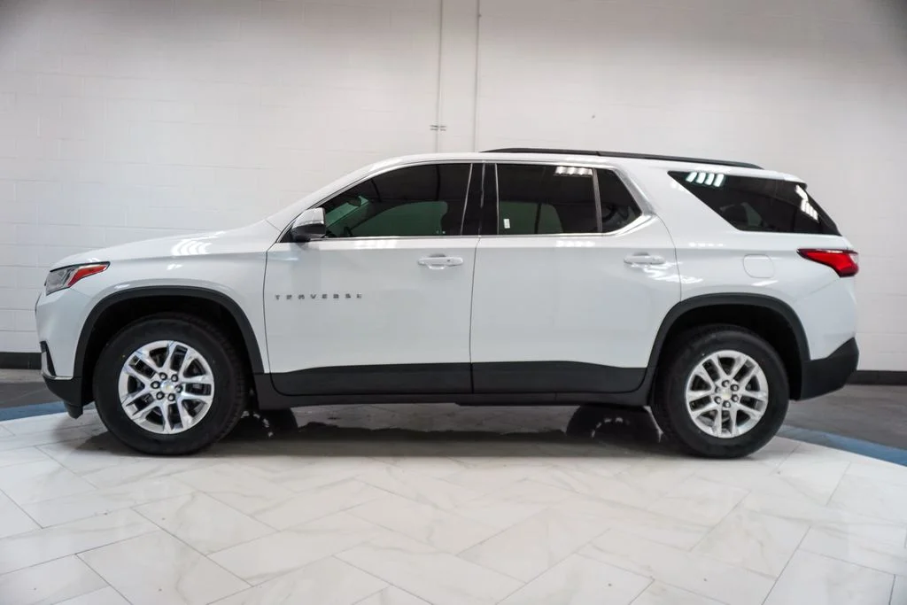 Used 2021 White Chevrolet LT image 32