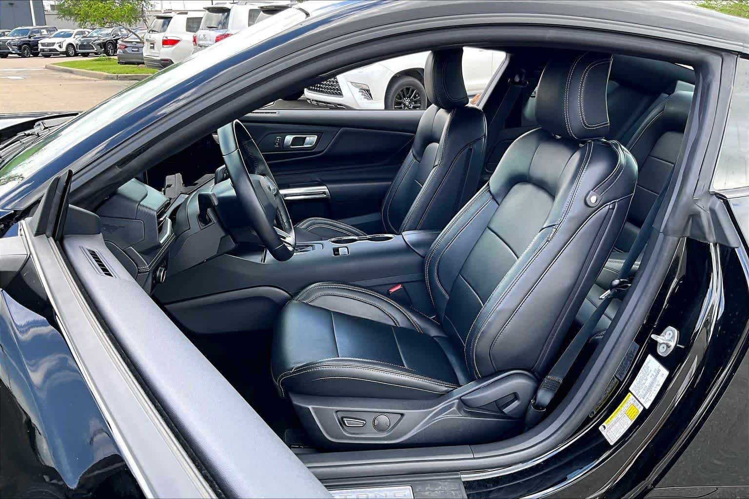 Used 2025 Shadow Black Ford EcoBoost Premium image 7