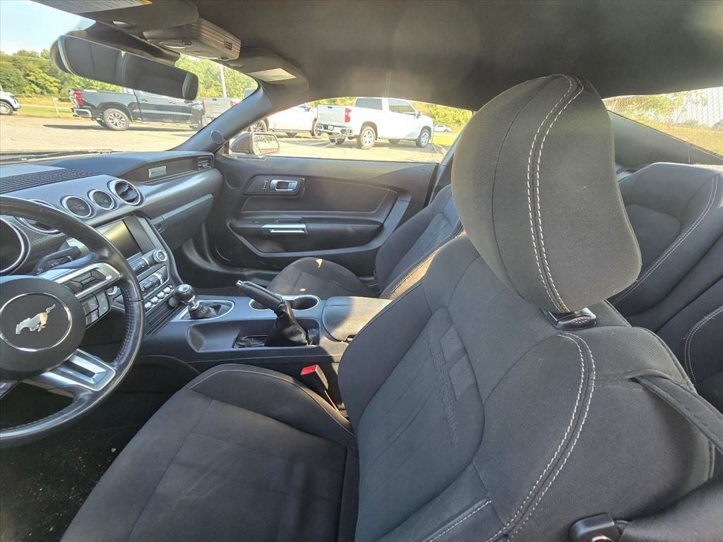 Used 2022 Gray Ford GT image 4