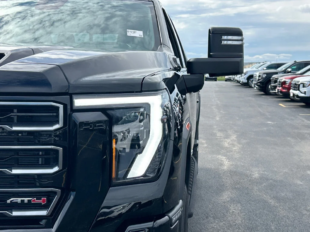 2026 GMC Sierra 2500HD AT4 - Photo 12