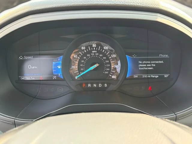 Used 2024 Silver Ford SEL image 22