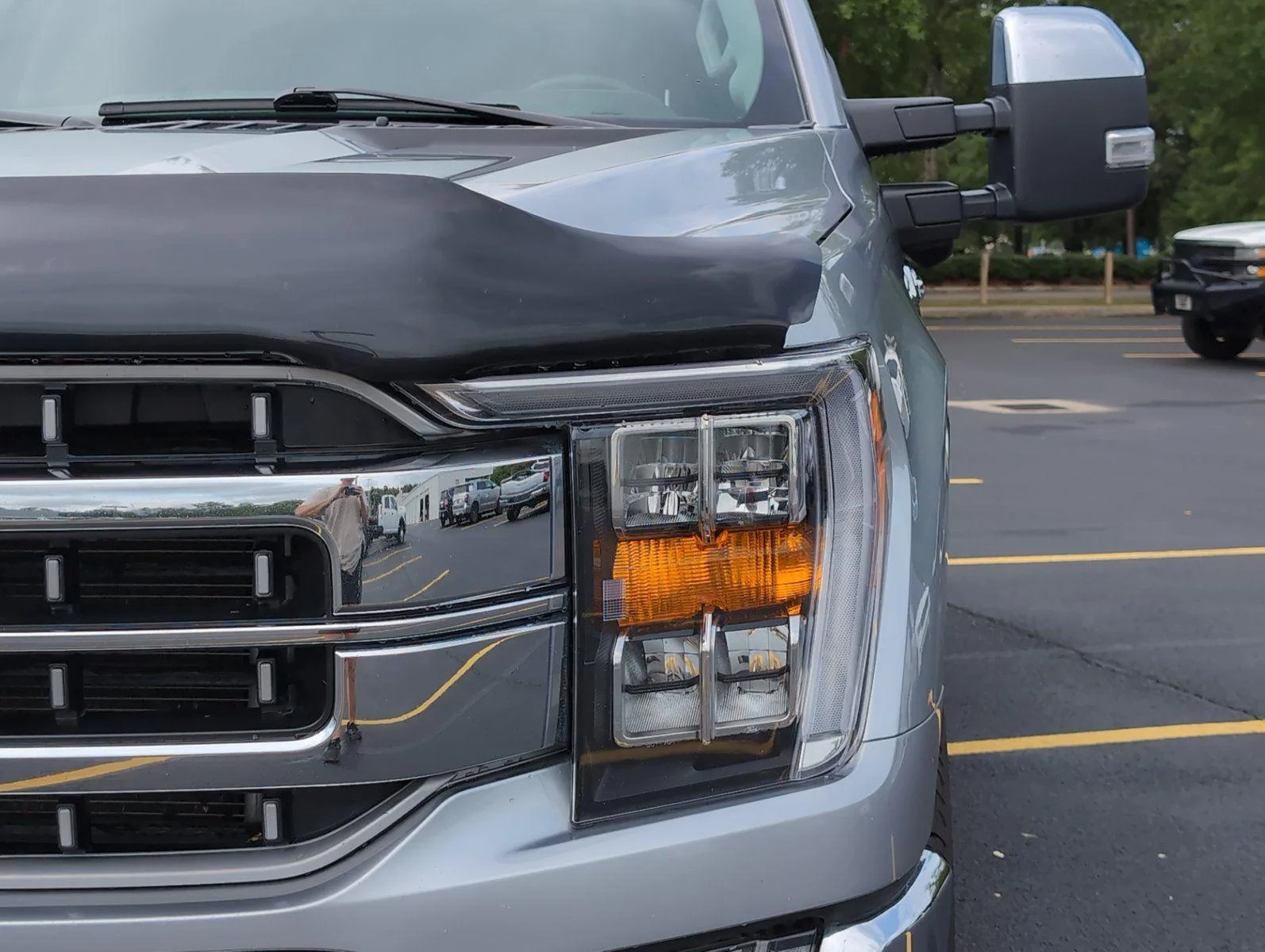 Used 2023 Iconic Silver Ford LARIAT image 12