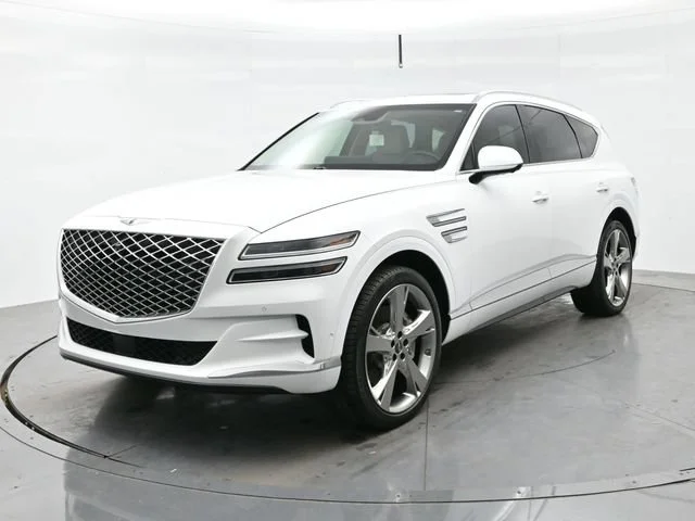 Used 2023 Uyuni White Genesis 4DR AWD 2.5 image 3