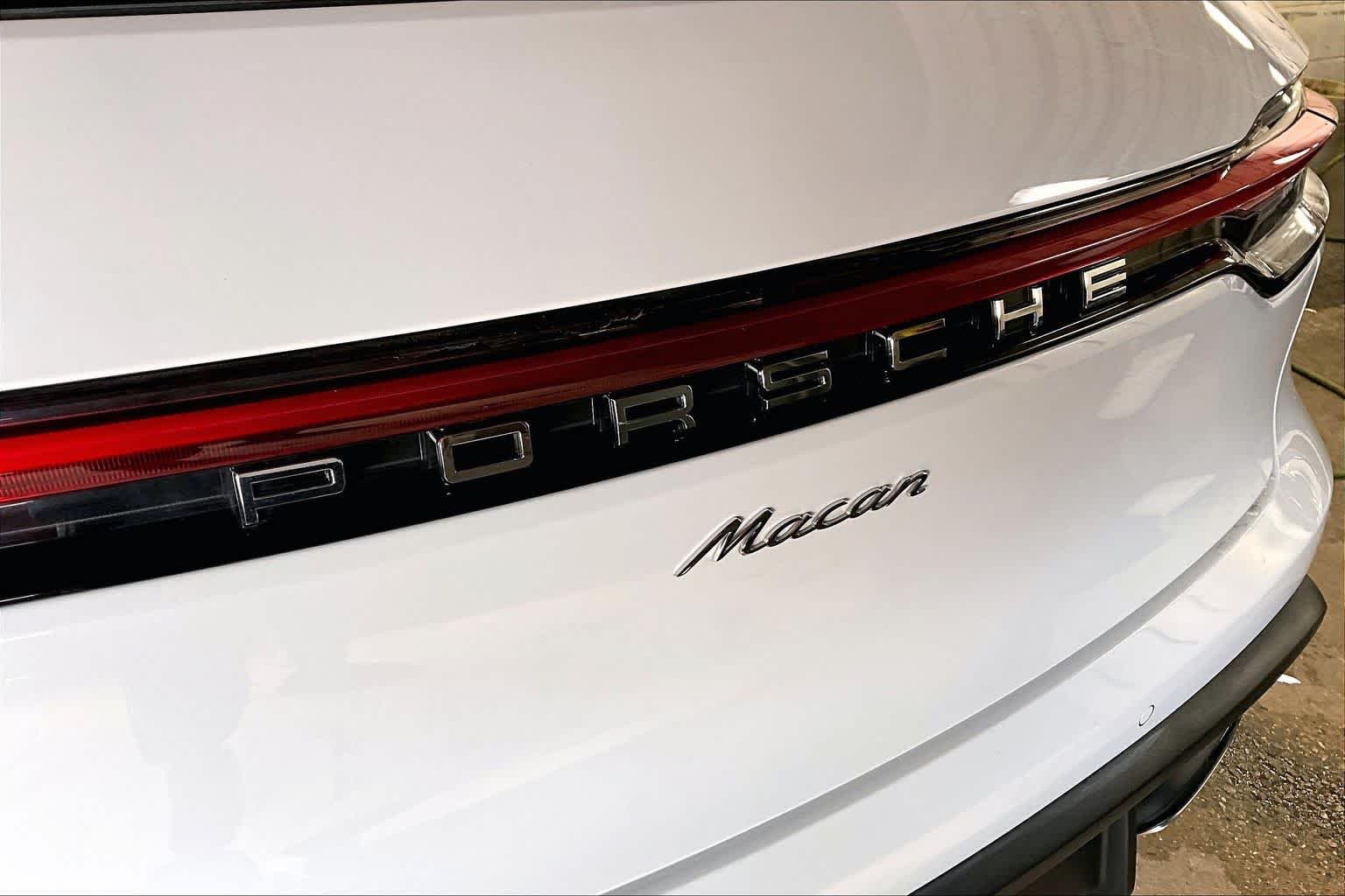 2025 Porsche Macan Base - Photo 30