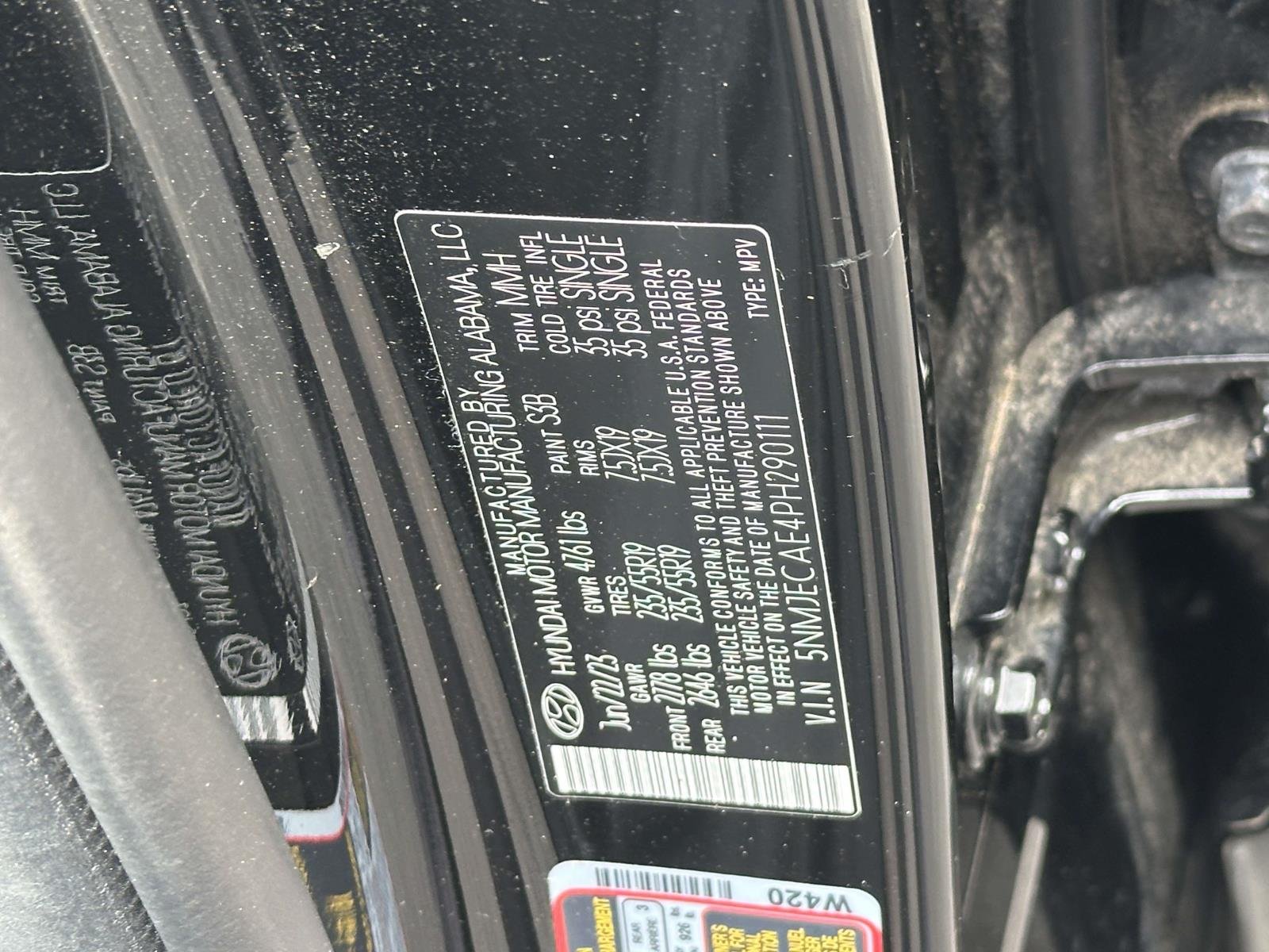 Used 2023 Black Hyundai Limited image 18