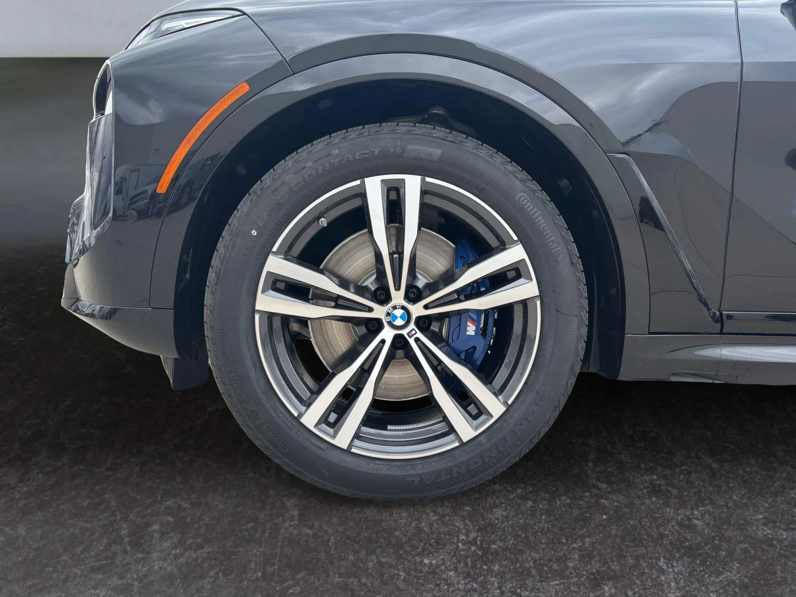 2025 BMW X7 M60i - Photo 29