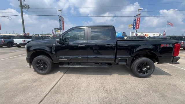 New 2026 Agate Black Metallic Ford XL image 7
