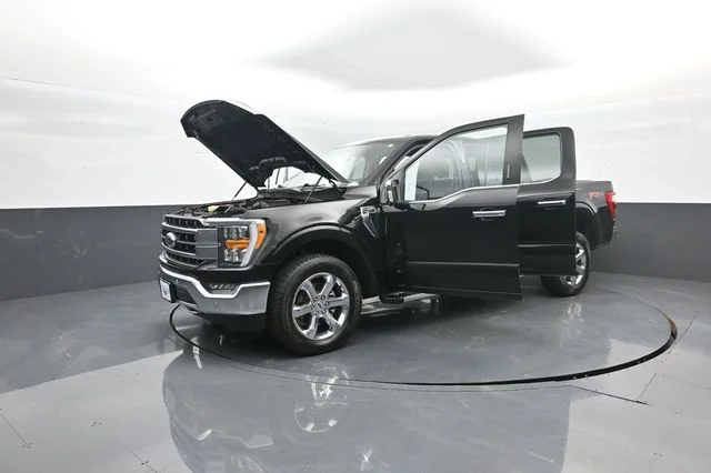 Used 2021 Black Metallic Ford Lariat image 43