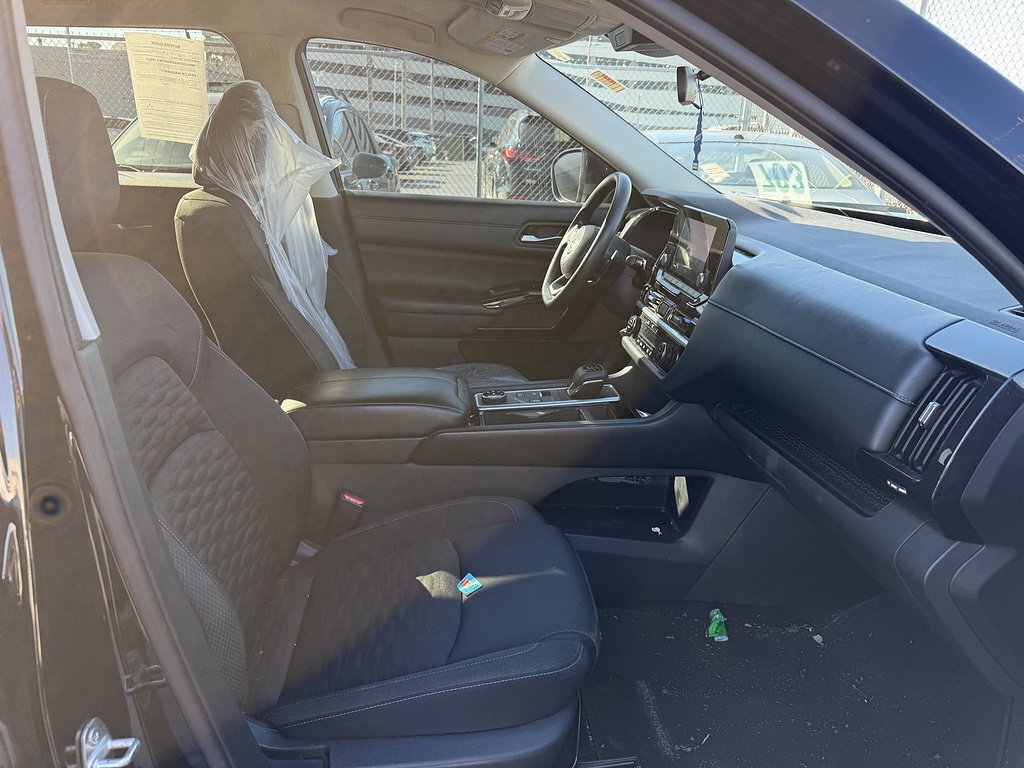 Used 2022 Super Black Nissan S image 14