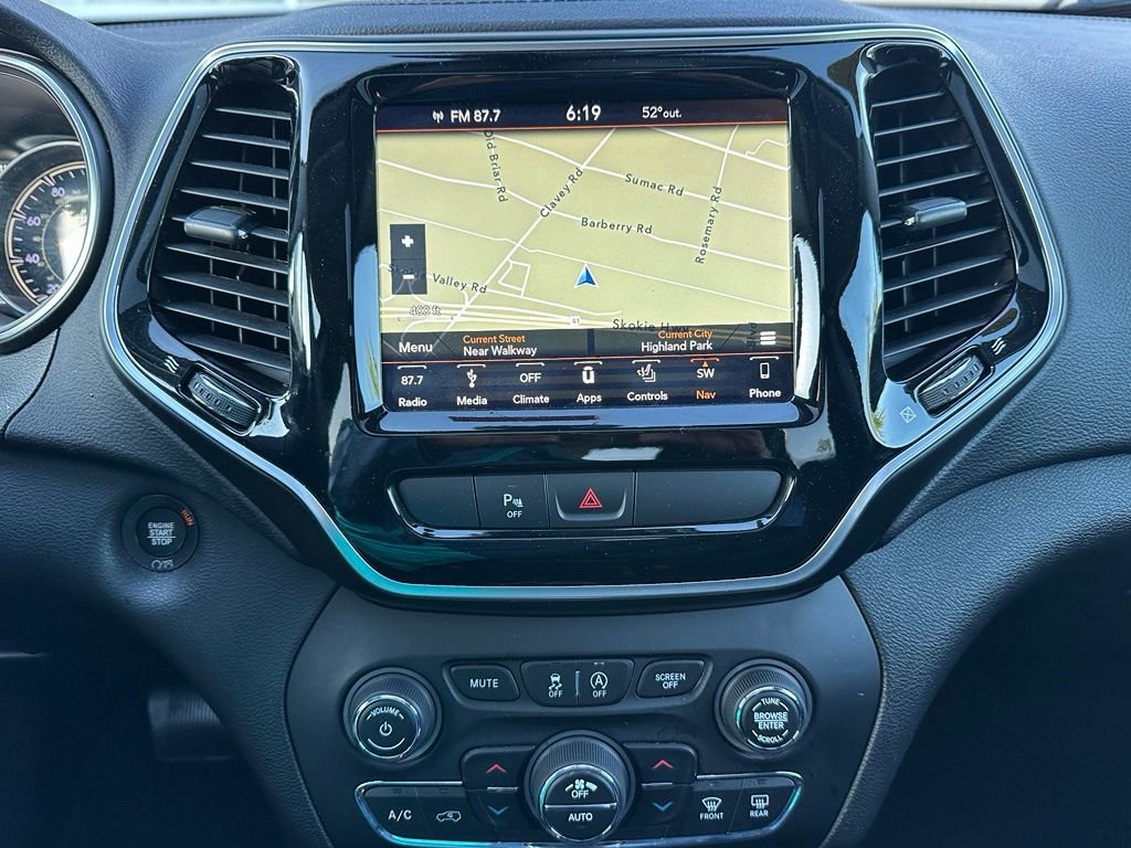 Used 2019 White Jeep Limited image 17
