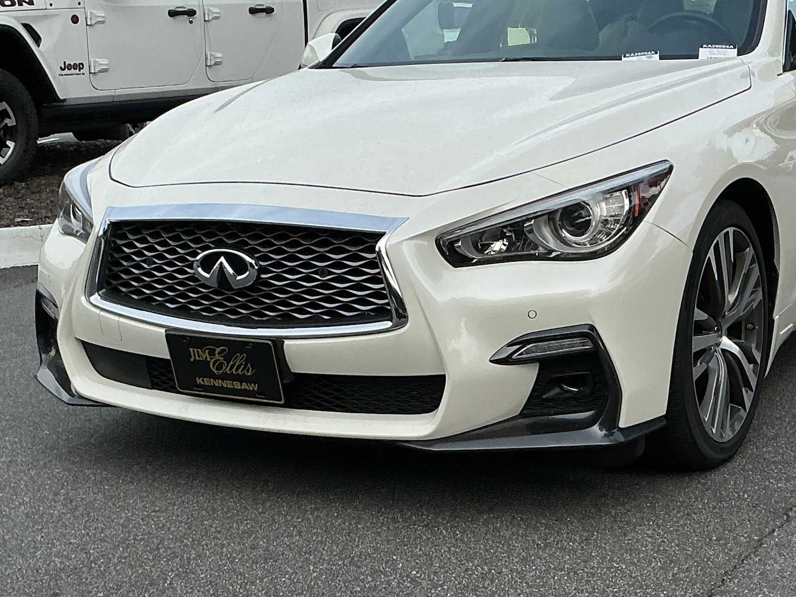 Used 2021 Majestic White INFINITI 3.0t SENSORY image 10