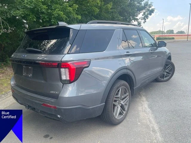 Used 2025 Gray Ford ST-Line image 6