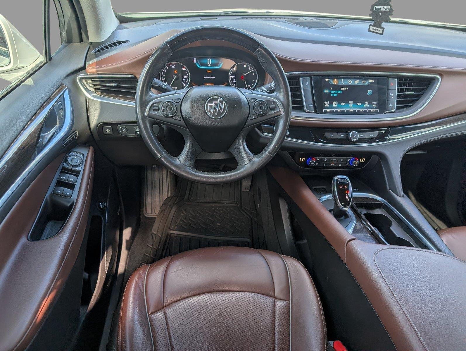 Used 2018 Includes Satin Nickel lower exterior accent color. Buick Avenir image 30