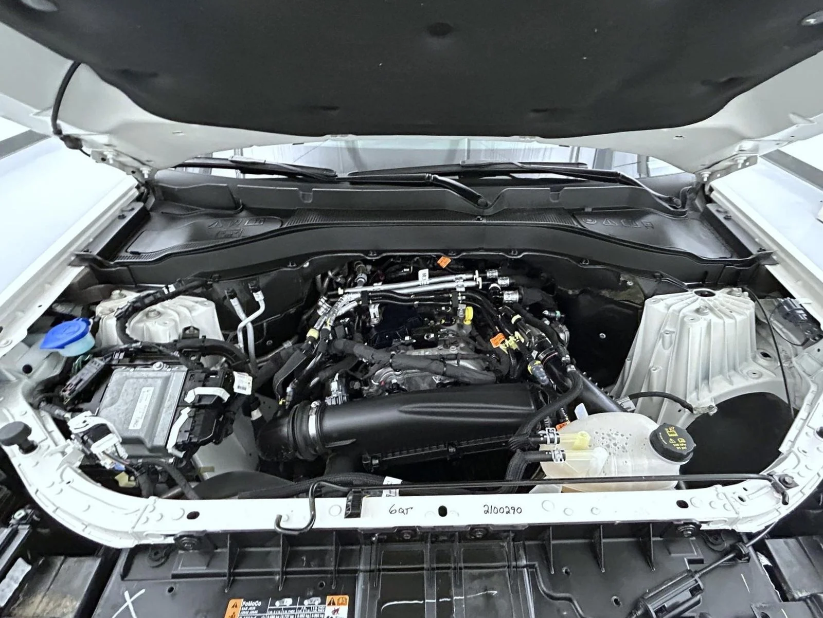 Used 2025 White Ford Active image 27
