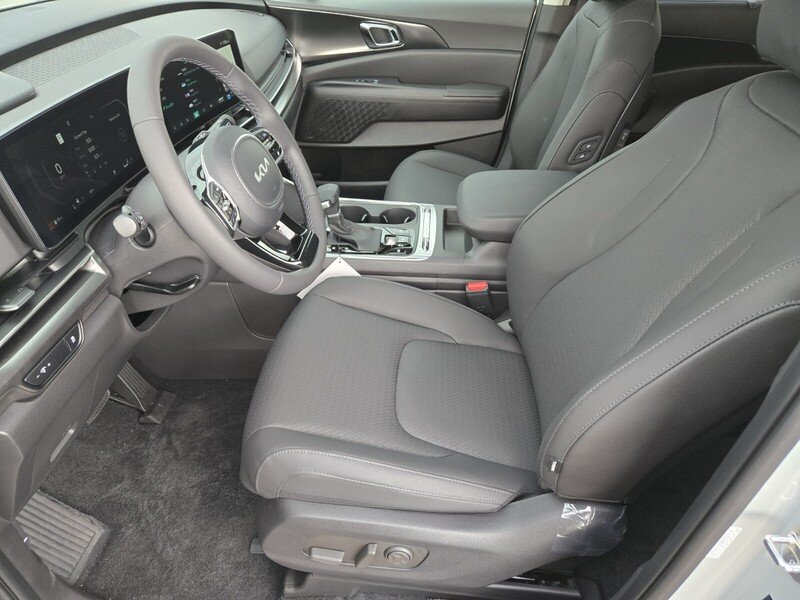 2026 Kia Carnival SX Prestige - Photo 6