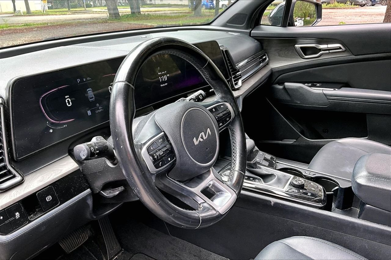 Used 2023 Black Kia X-Line image 14