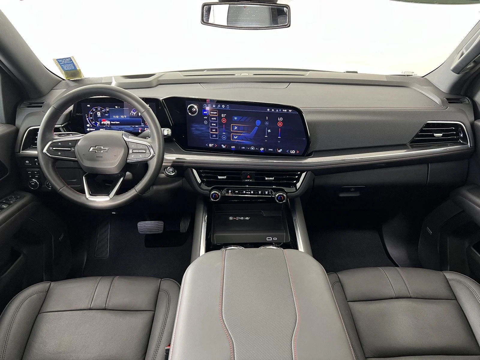 Used 2025 Iridescent Pearl Tricoat Chevrolet RST image 23