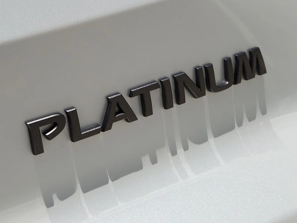 New 2026 Everest White Pearl TriCoat Nissan Platinum image 9