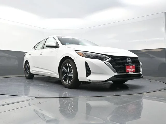Used 2024 White Nissan SV image 31