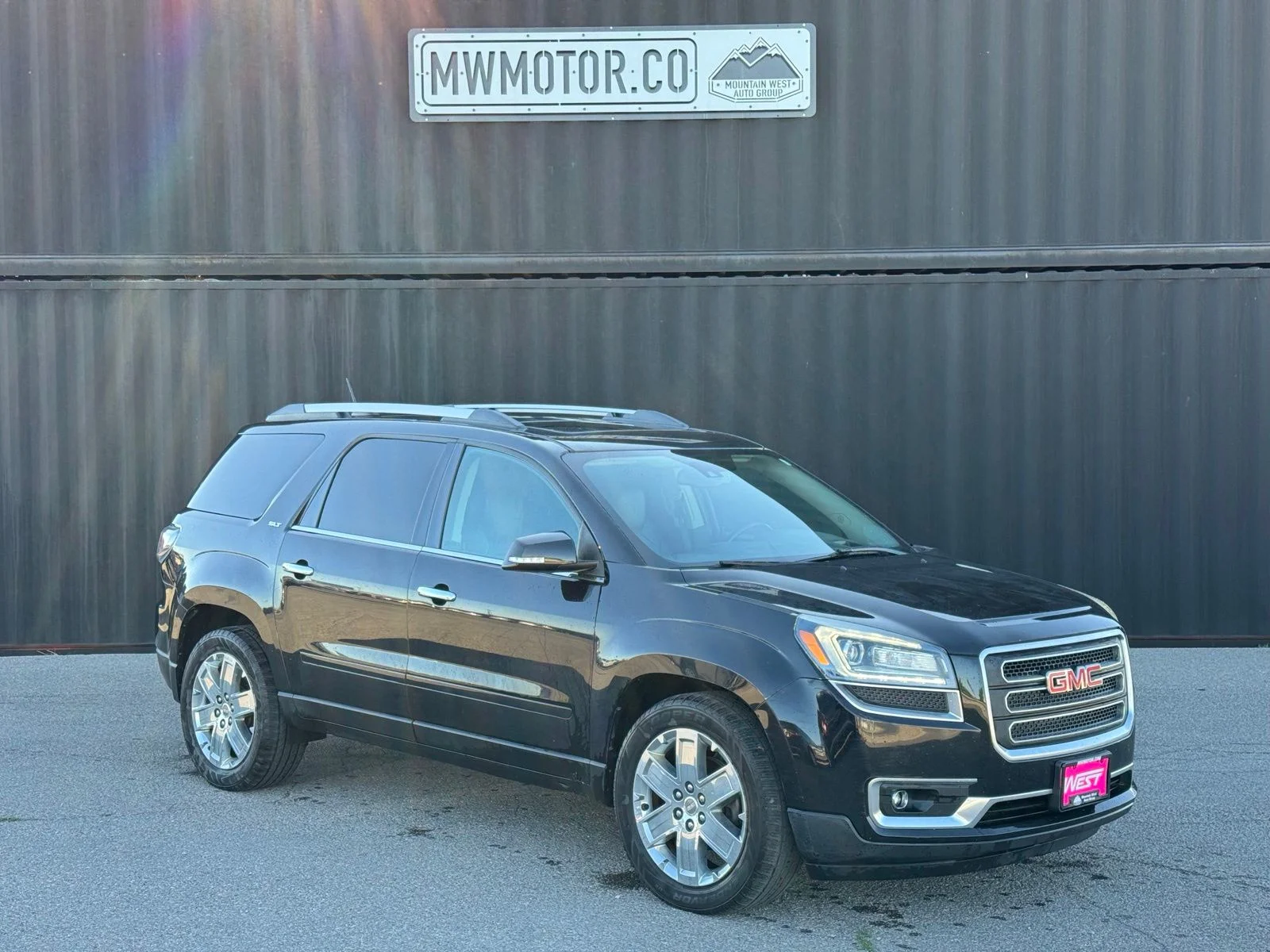 Used 2017 Black GMC Limited image 1