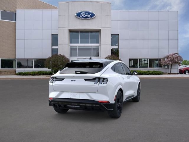 2025 Ford Mustang Mach-E GT - Photo 8