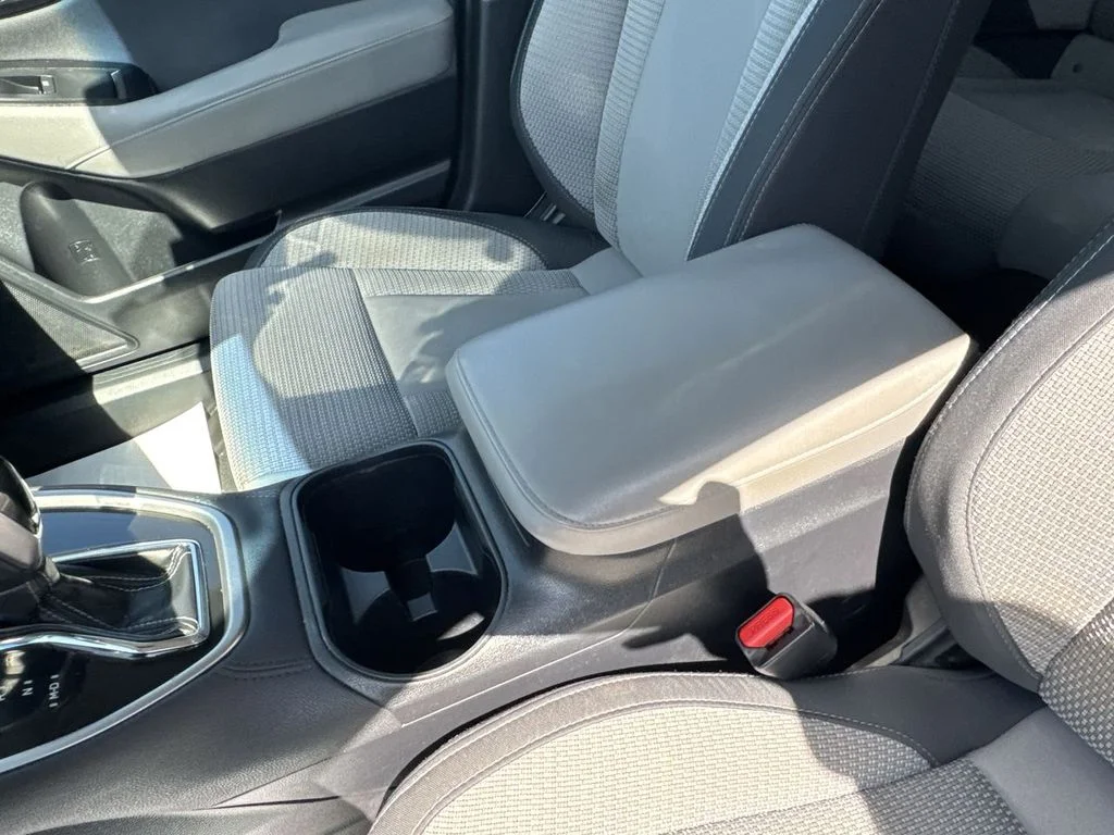 Used 2020 Silver Subaru Premium image 27