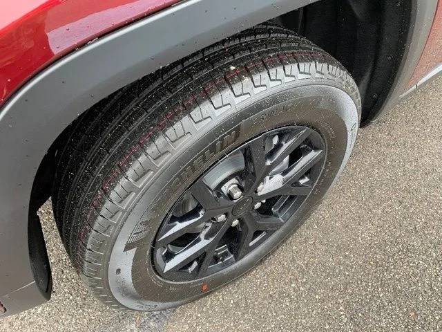 New 2026 Velvet Red Pearlcoat Jeep Altitude image 11
