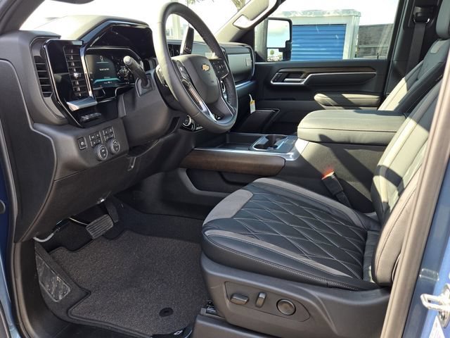 New 2026 Lakeshore Blue Metallic Chevrolet High Country DRW image 9