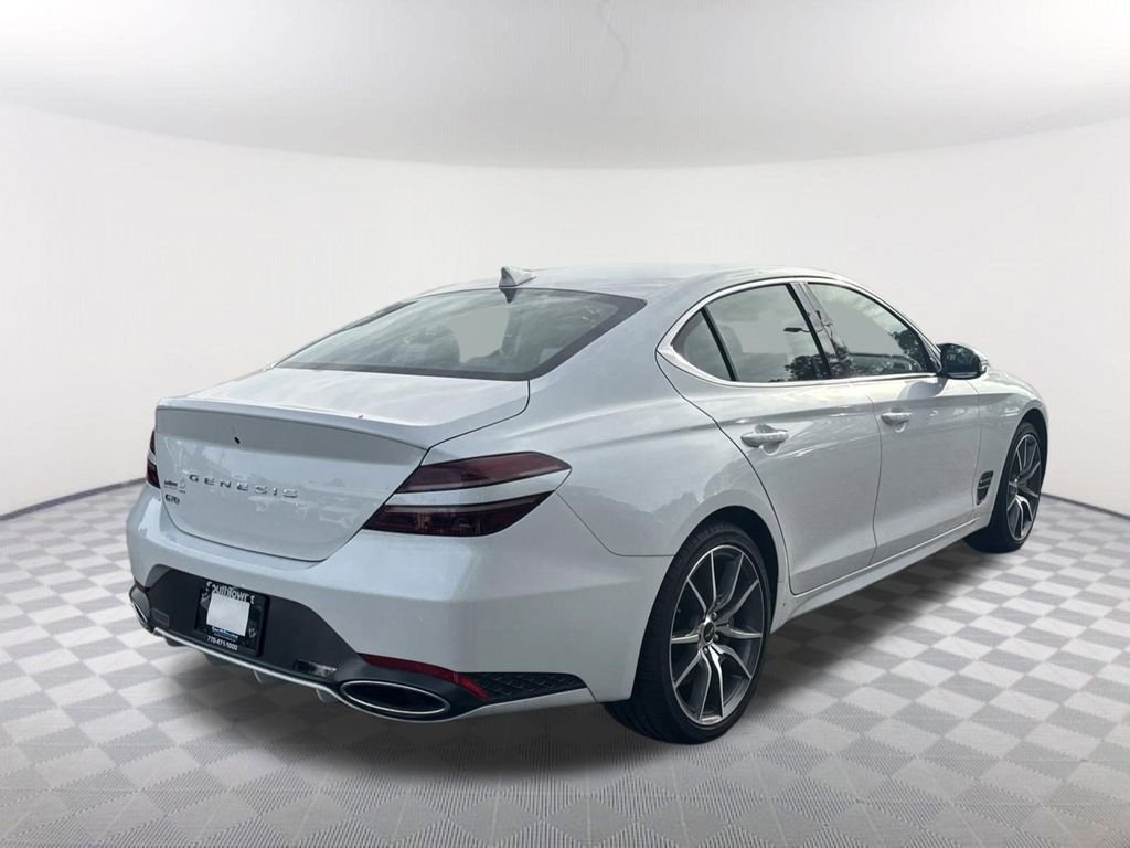 Used 2025 White Genesis 2.5T image 5