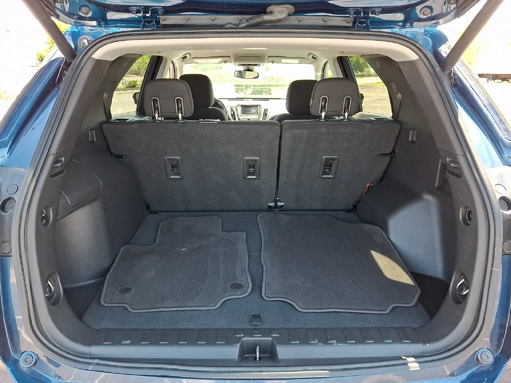 Used 2020 PACIFIC BLUE METALLIC Chevrolet LT image 31