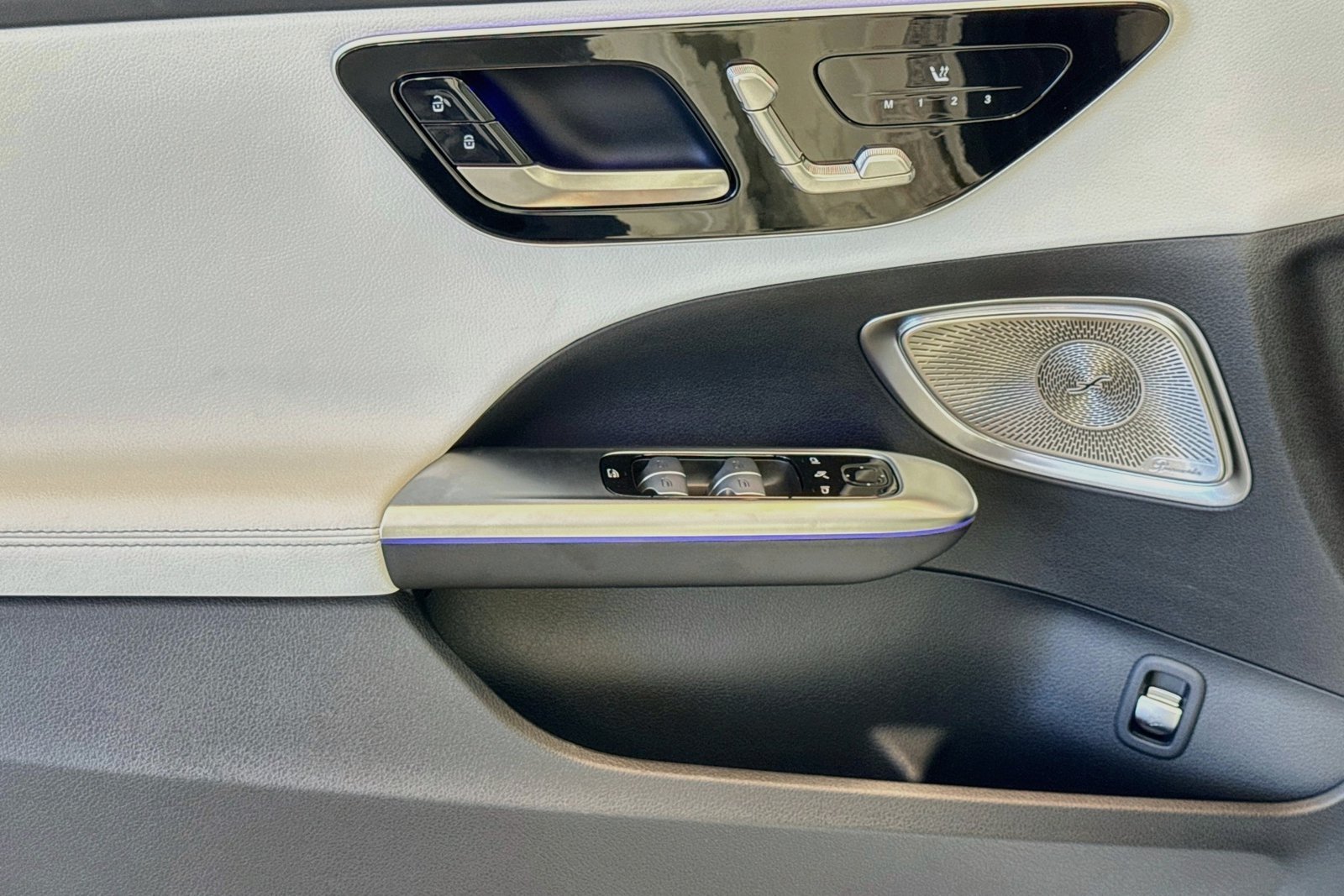 New 2026 Polar White Mercedes-Benz C 300 image 16