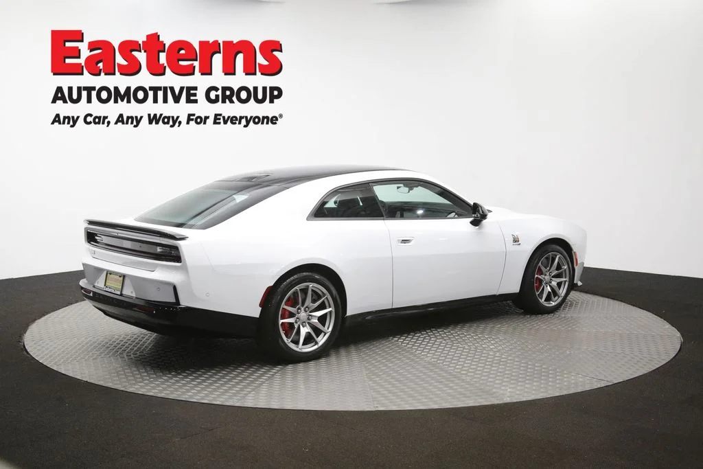 Used 2024 White Dodge R/T Scat Pack image 43