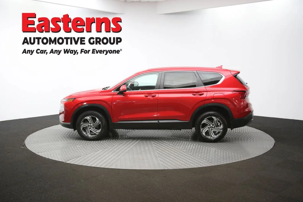 Used 2022 Red Hyundai SE image 59