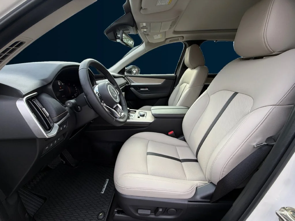New 2026 White Mazda 3.3 Turbo Premium image 10