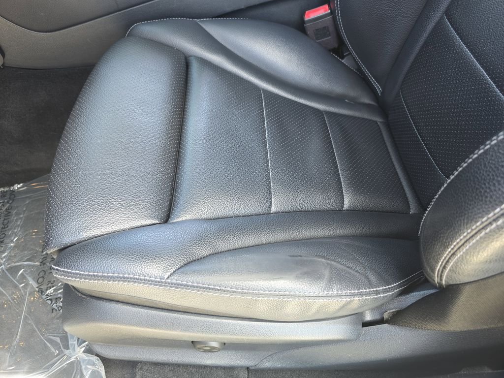 Used 2019 Red Mercedes-Benz GLC 300 Coupe image 31