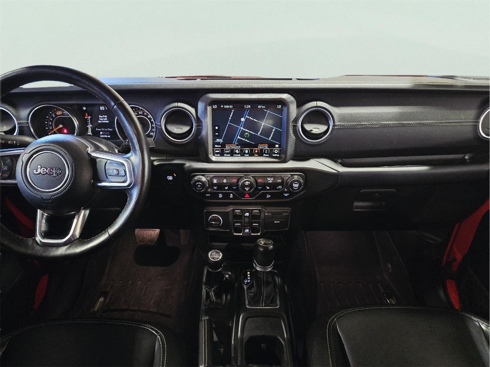 Used 2020 RED JEEP SAHARA image 39