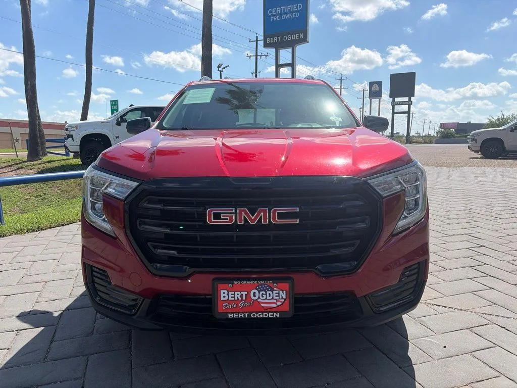 Used 2024 Red GMC SLE image 2