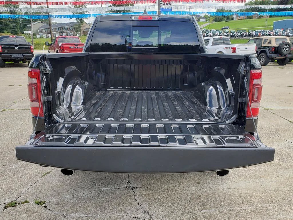 Used 2023 Diamond Black Crystal Pearlcoat Ram Laramie image 9