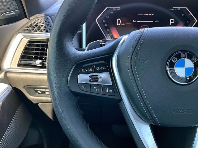 Used 2026 White BMW sDrive40i image 14