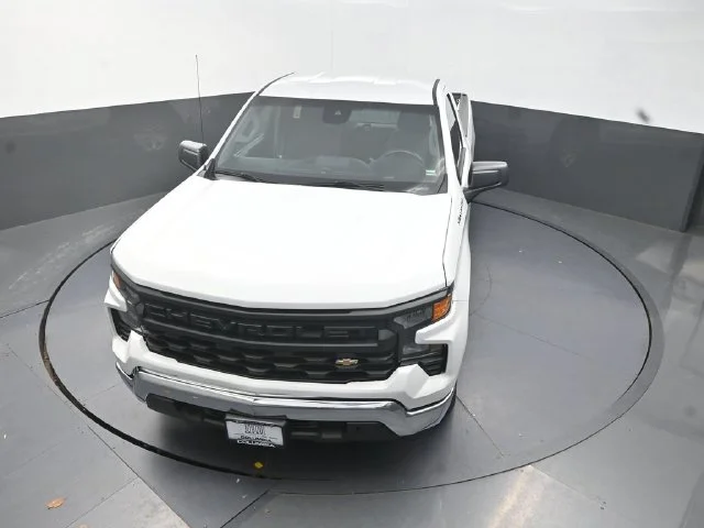Used 2023 White Chevrolet WT image 13