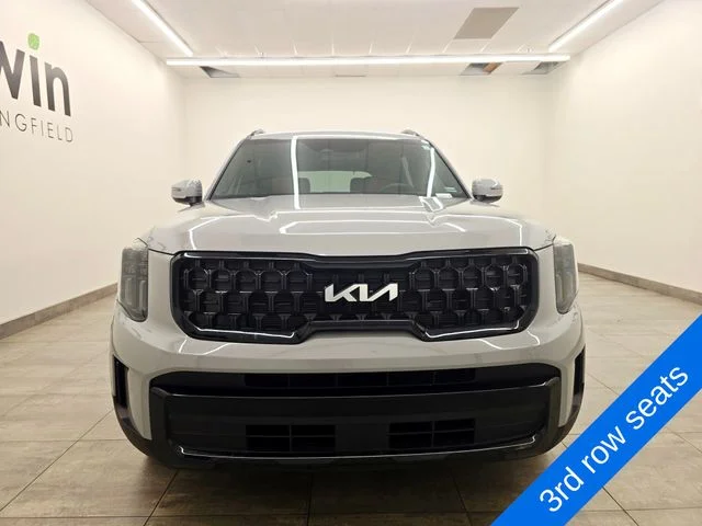 Used 2024 Wolf Gray Kia EX X-Line image 7