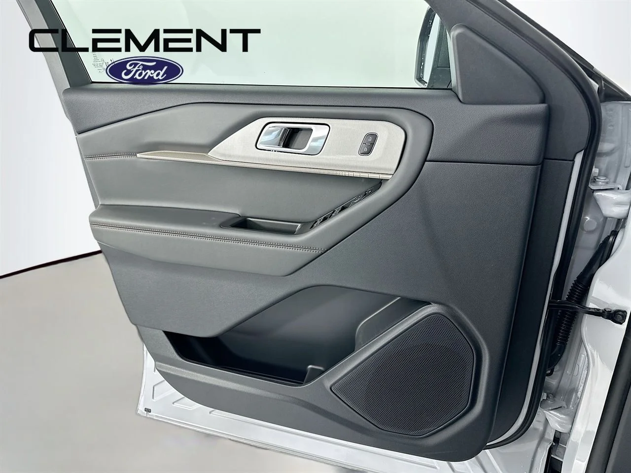 New 2026 Space White Metallic Ford Active image 24