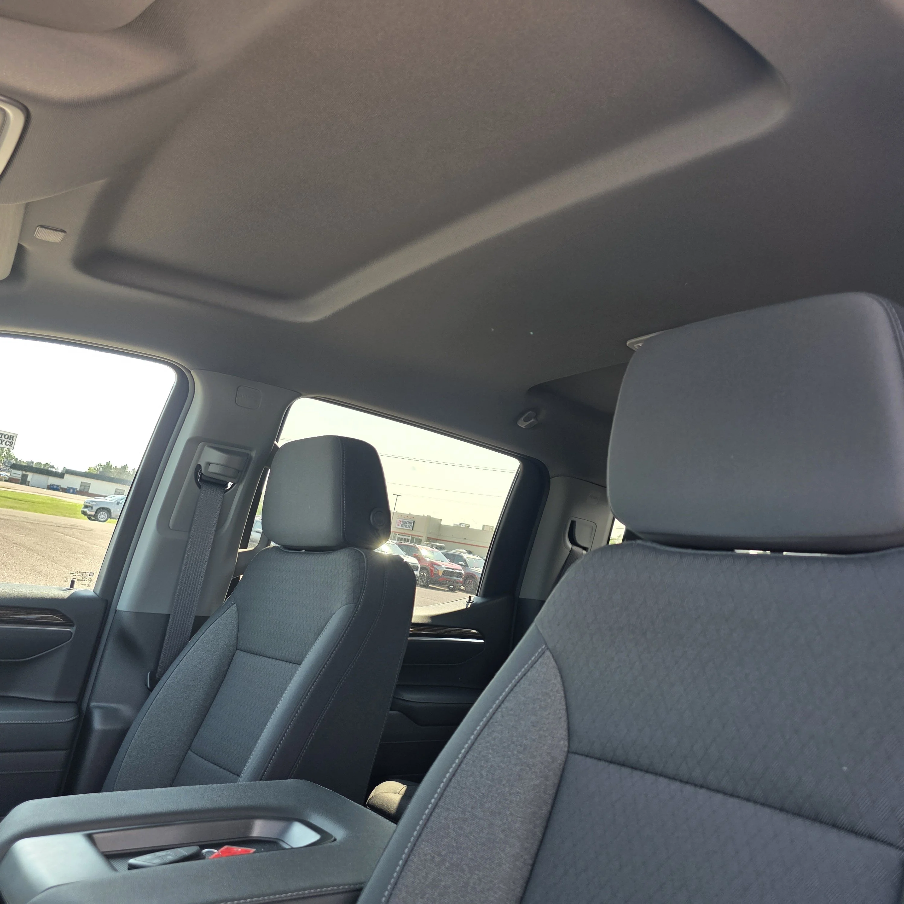 2026 GMC Sierra 1500 SLE - Photo 9