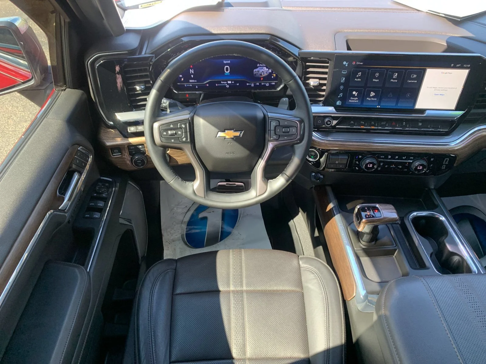 Used 2024 Radiant Red Tintcoat Chevrolet High Country image 16
